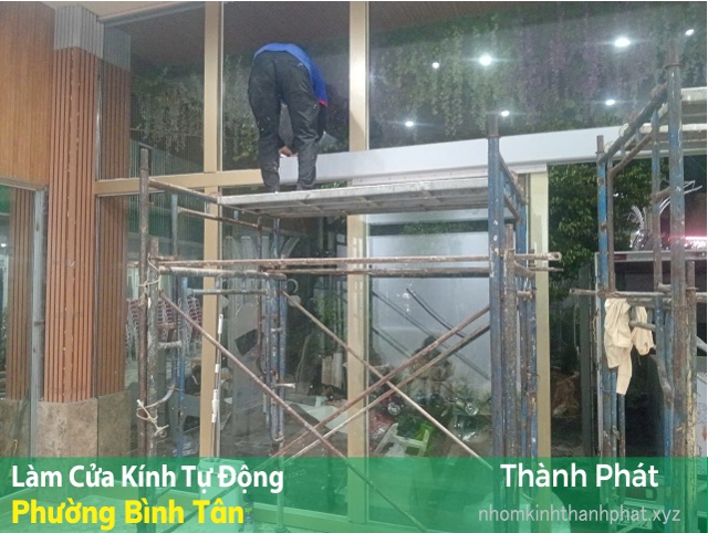 làm cửa kính tự động phường Bình Tân