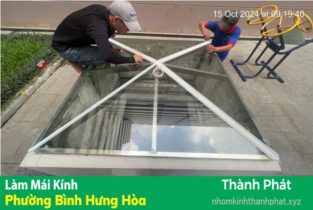 làm mái kính phường bình Hưng Hòa